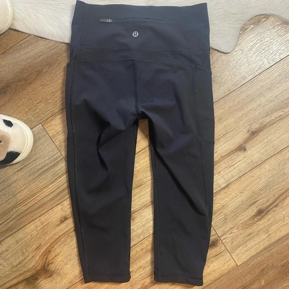 Lululemon Cropped Black Leggings